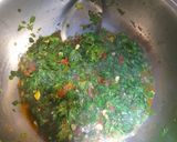 A picture of step 3 of Methi lehsan ki bhaji.