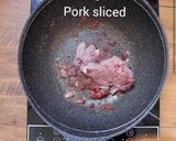 รูปขั้นตอนการทำที่ 3 ของ หมูผัดกะปิ