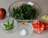 Foto del paso 1 de la receta: Ensalada de espinaca con manzana
