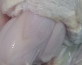 Foto langkah ke 1 dari resep Ayam Kuah Kemangi.