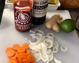Foto del paso 1 de la receta: Mejillones en salsa con jengibre y lima y un toque picante 🌶