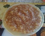 A picture of step 4 of Apple pumpkin pizza pie.