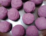 Foto langkah ke 4 dari resep Bola-bola Ubi Ungu.