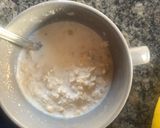 A picture of step 1 of #just-blend-it#Banana and oats smoothie.