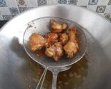 Foto langkah ke 4 dari resep Ayam Goreng Bumbu Sederhana.