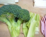 A picture of step 1 of Broccoli and Ham Cream Cheese Pasta.