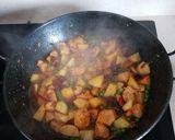Foto del paso 1 de la receta: Arroz con pollo y patatas