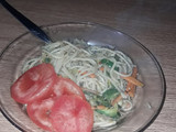 Salteado de verduras con fideos y salsa de soja