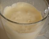 A picture of step 4 of Easy Moist and Rich Cheesecake.