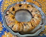 Une image de l'étape 11 de Couronne aux champignons, épinards, tomate et parmesan.