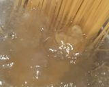A picture of step 2 of Garlic Chicken Thighs with Pasta and Vegetables.