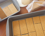 A picture of step 2 of Icebox Smores.