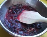 A picture of step 1 of Luxurious and Rich Blueberry Bagels.