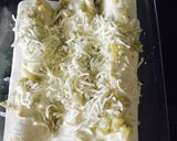 A picture of step 8 of Chicken Enchiladas With Sour Cream White Sauce.