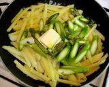 A picture of step 5 of Asparagus and Potatoes Sautéed in Butter and Soy Sauce.