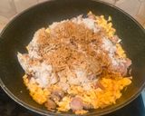 Foto langkah ke 4 dari resep Nasi Goreng Ala2 Solaria.