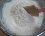 A picture of step 4 of Pure White Roll Cake.
