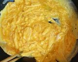A picture of step 5 of 5 Minutes Egg with Garlic Chives & Tofu in Oyster Sauce.