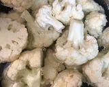 A picture of step 1 of Gobhi Aloo.