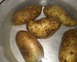 Foto del paso 1 de la receta: Bombas de papas rellenas de salchichas