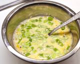 Tojásos, baconos reggeli pite recept fázis 2 fotója