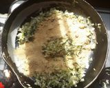 सोयाबीन मोमोज (soyabean momos recipe in marathi) रेसिपी स्टेप 3 फोटो