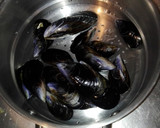 Foto del paso 2 de la receta: Mejillones a la provenzal