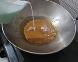 Foto langkah ke 2 dari resep Bolu Caramel (Sarang Semut).