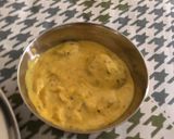 A picture of step 4 of Sour kadhi pakoda.