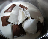 Foto del paso 3 de la receta: Vasitos de dos chocolates Nestlé de jungly