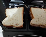 A picture of step 8 of Malai cream mayo toast.