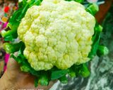 A picture of step 1 of Cauliflower and Potato Curry (Phool Gobhi Aloo ki Sabzi Recipe in Hindi).