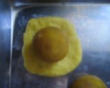 A picture of step 4 of Kabocha Squash Manju (Steamed Buns).