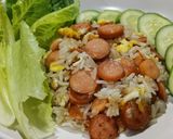 รูปขั้นตอนการทำที่ 3 ของ ข้าวผัดไส้กรอกใส่ไข่