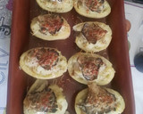 Foto del paso 9 de la receta: Patatas rellenas de setas y gambas