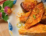 Hình bước làm 3 của món Cá hồi sốt bơ tỏi