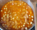 Foto del paso 3 de la receta: Garbanzos caldosos con longaniza roja