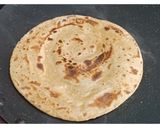 A picture of step 5 of Plain Paratha.