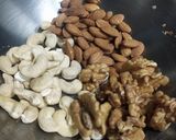 A picture of step 2 of Dry fruits laddu.