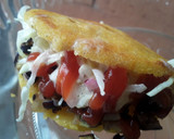 Foto del paso 5 de la receta: 🍘Arepa rellena🍘🍅🍆🌰🍶