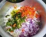 A picture of step 3 of Dadpe pohe.