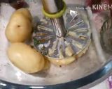 A picture of step 1 of Quick potato snack.