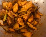 ટીંડોળા બટાકાનું શાક (Tindora Bataka Shak Recipe In Gujarati) રેસીપી સ્ટેપ4ફોટો