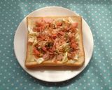 A picture of step 4 of Yakisoba Flavored Toast.