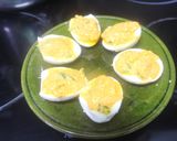 Foto del paso 6 de la receta Huevos rellenos con cherry
