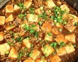 A picture of step 5 of Mapo Doufu.