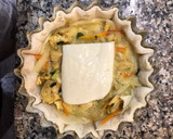 Foto del paso 5 de la receta: Tarta de POLLO, REPOLLO y re contra pollo!! 🥧 (individual)