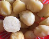 A picture of step 2 of Dhaba style aloo Dum.