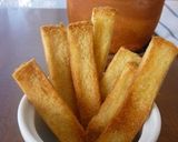 A picture of step 3 of Easy Bread Crust Rusks.