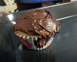 A picture of step 6 of Boston Cream Cupcakes.